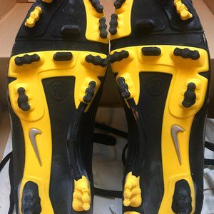 Nike Total Shoot 90 Shoot II FG soccer cleats